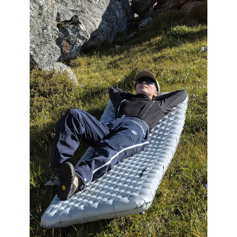 Light Tour Ultralight R4.2/R7.5 Insulated Sleeping Pad 20D Nylon